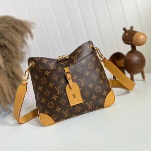 🍒🍒Louis Vuitton Odeon PM Shoulder Crossbody Bag
